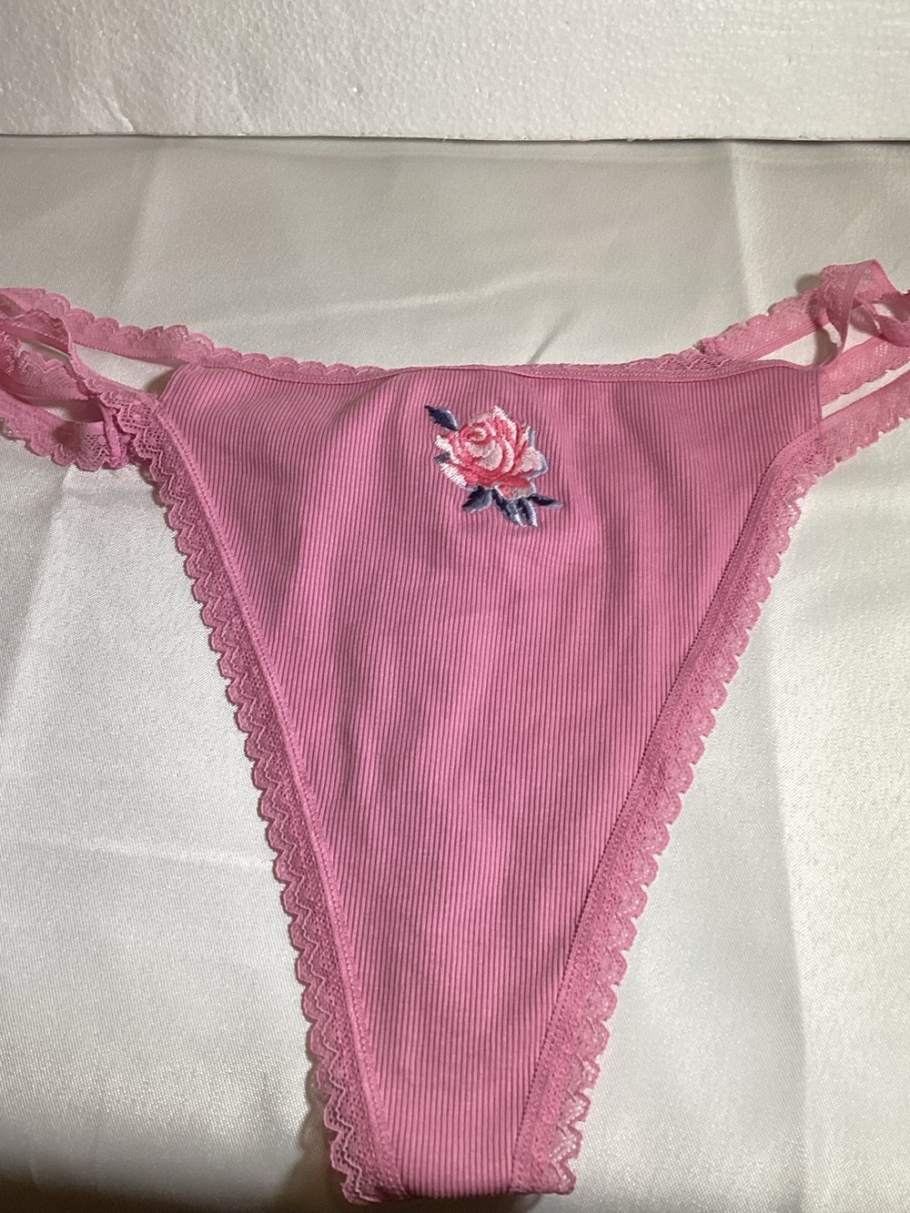 PINK Victoria's Secret Pink Ribbed Thong with Rose Embroidery - Picture 1 of 10